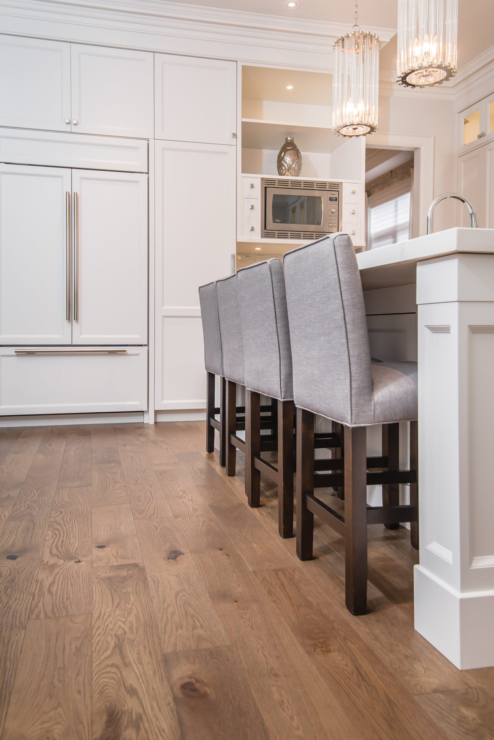 Unveiling Elegance - Choosing The Perfect 4 White Oak Flooring