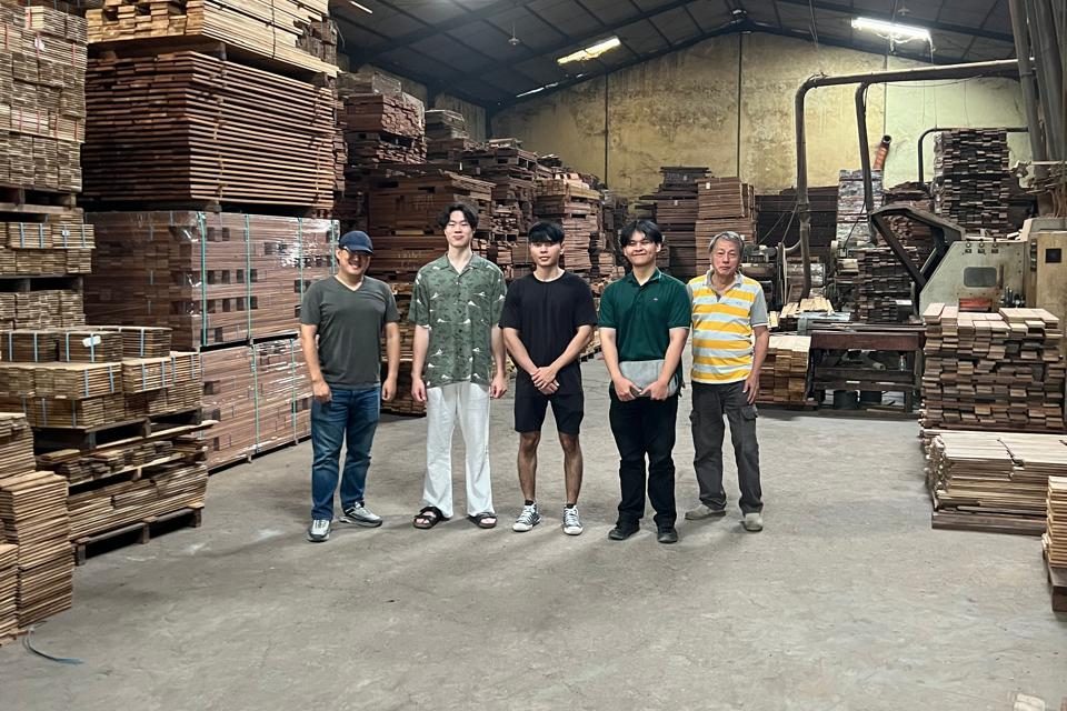 pesan decking kayu ulin langsung pabrik