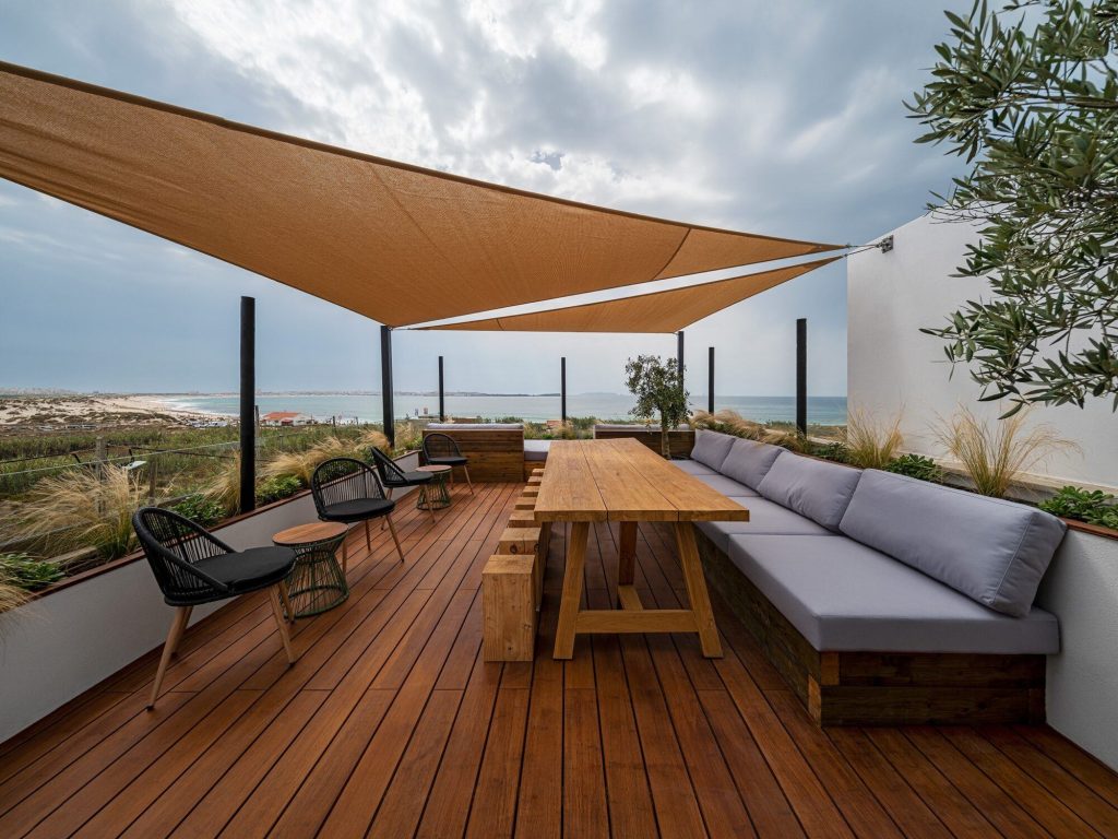 jual decking kayu outdoor