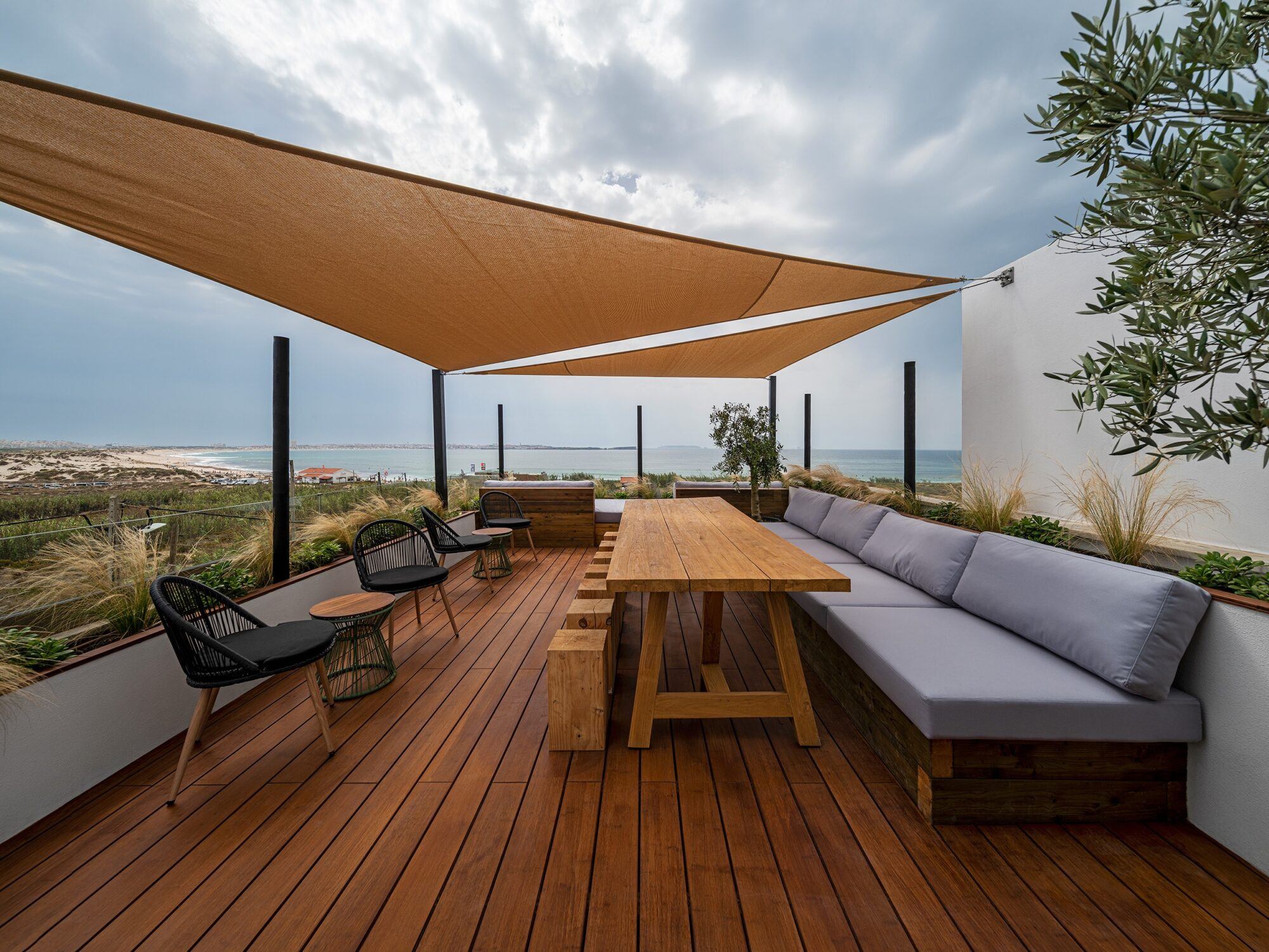 jual decking kayu outdoor