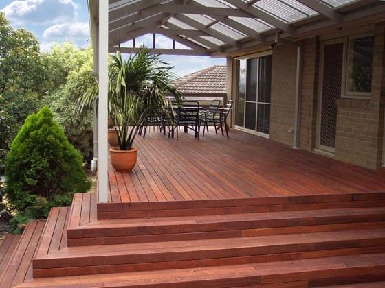 Decking Kayu Outdoor